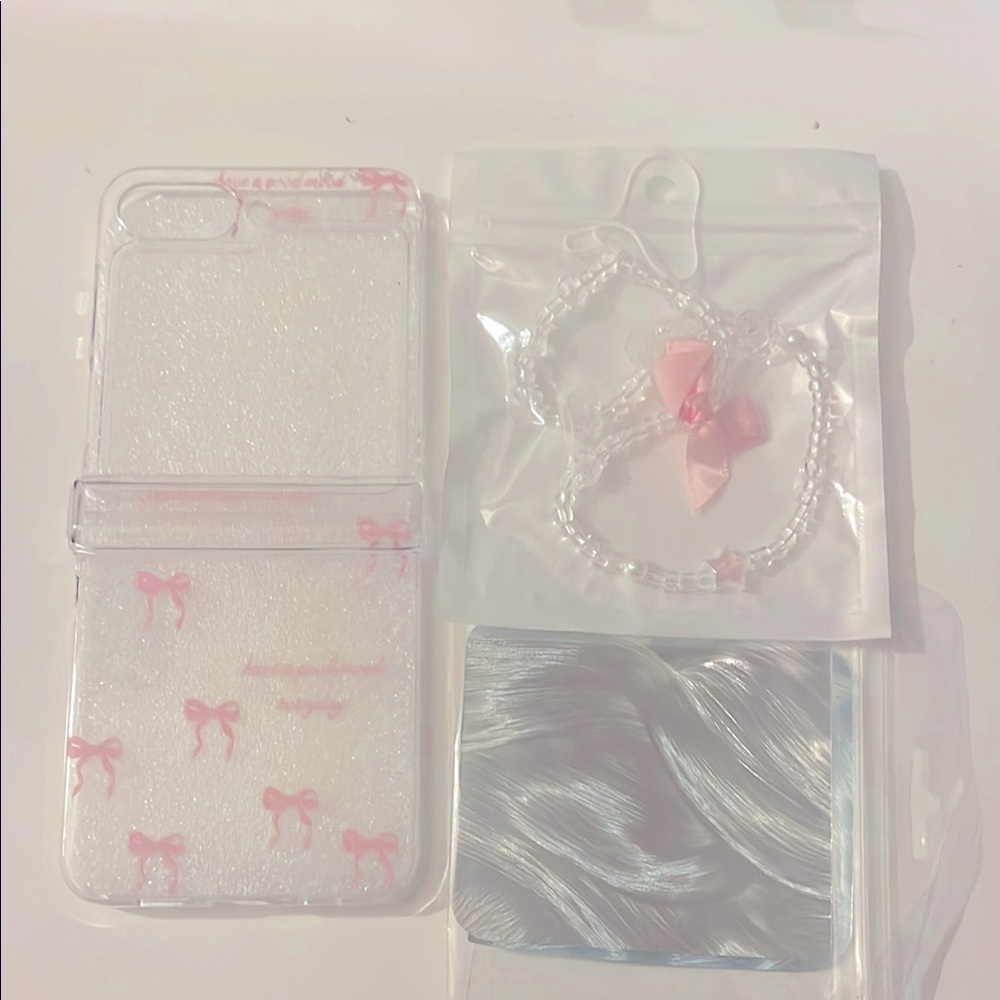 Cute Pink Bow Samsung ZFlip 6 Case and Bracelet Set